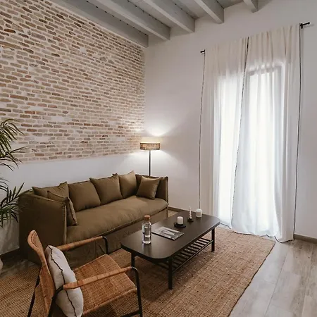 O&l Punonrostro Bright Minimalist Daire Sevilla